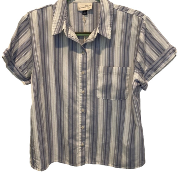 NWT Women's Universal Thread Button Down Shirt Size XS Blue/Gray/White - Picture 1 of 4